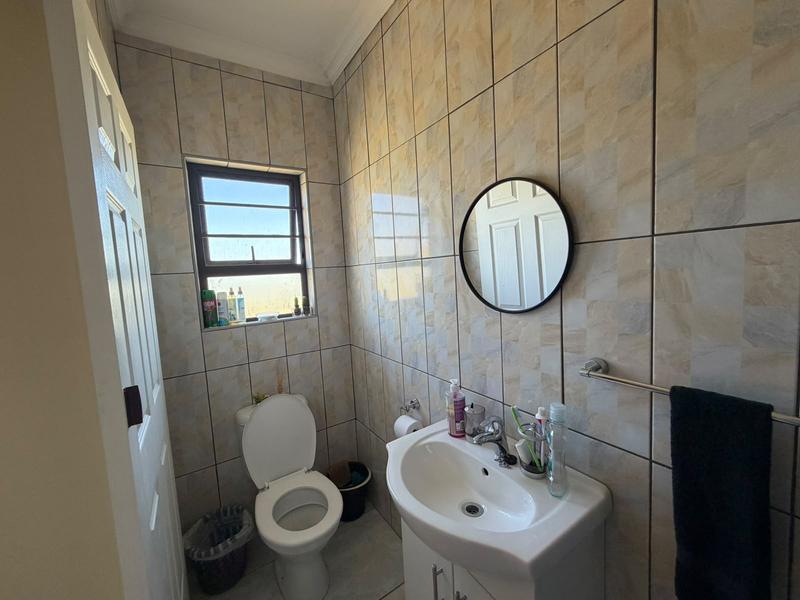 To Let 1 Bedroom Property for Rent in Grahamstown Eastern Cape